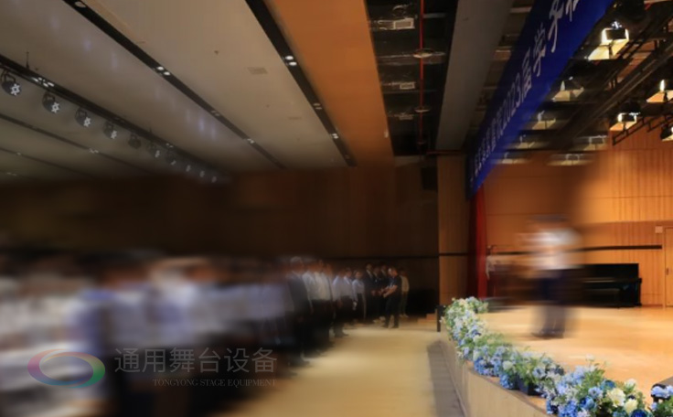 助力漢開書院文化活動高效呈現，彰顯企業(yè)教育場景服務實力！南京漢開書院舞臺阻燃幕布、大幕對開項目